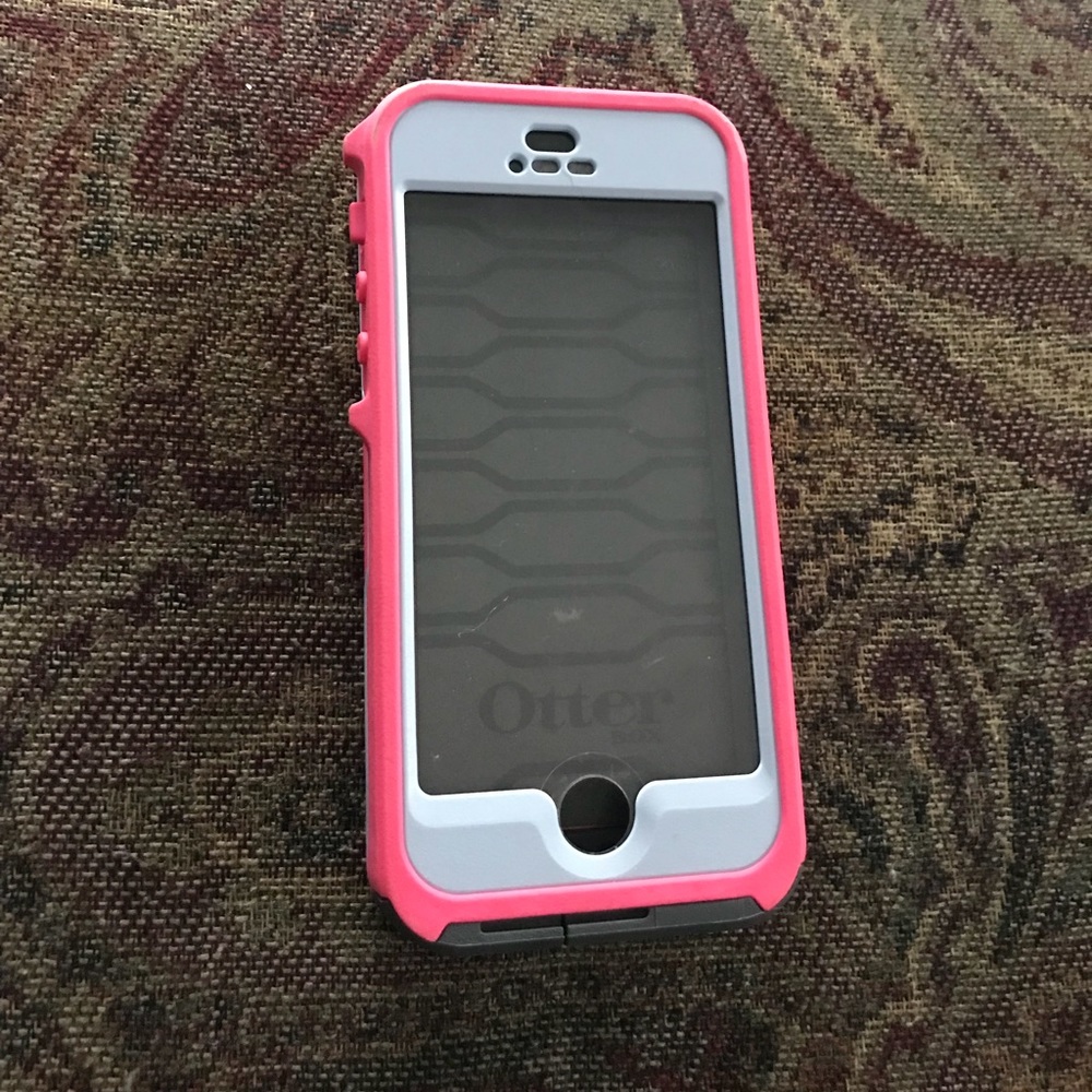 iphone 5S otter box